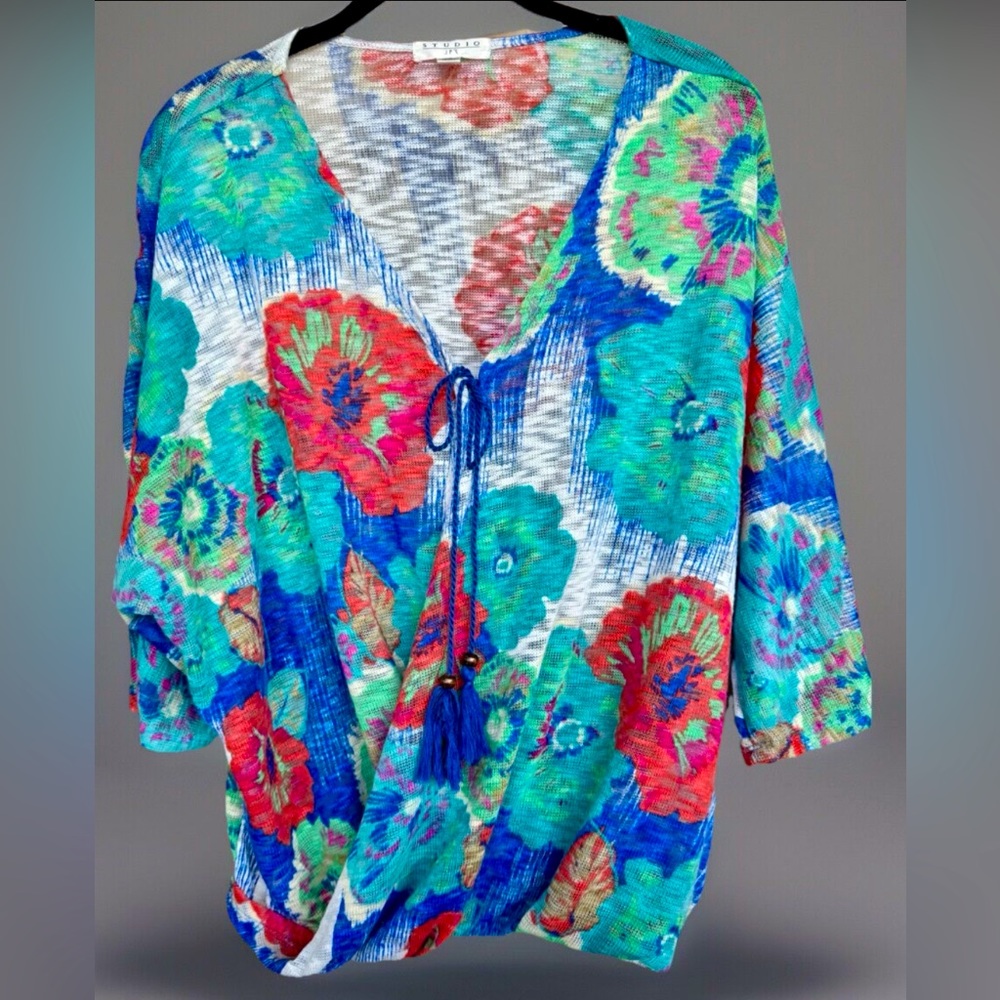 JPR Studio 3/4 Sleeve Pointelle Knit Surplice Sweater Green/Blue/Red Floral XL